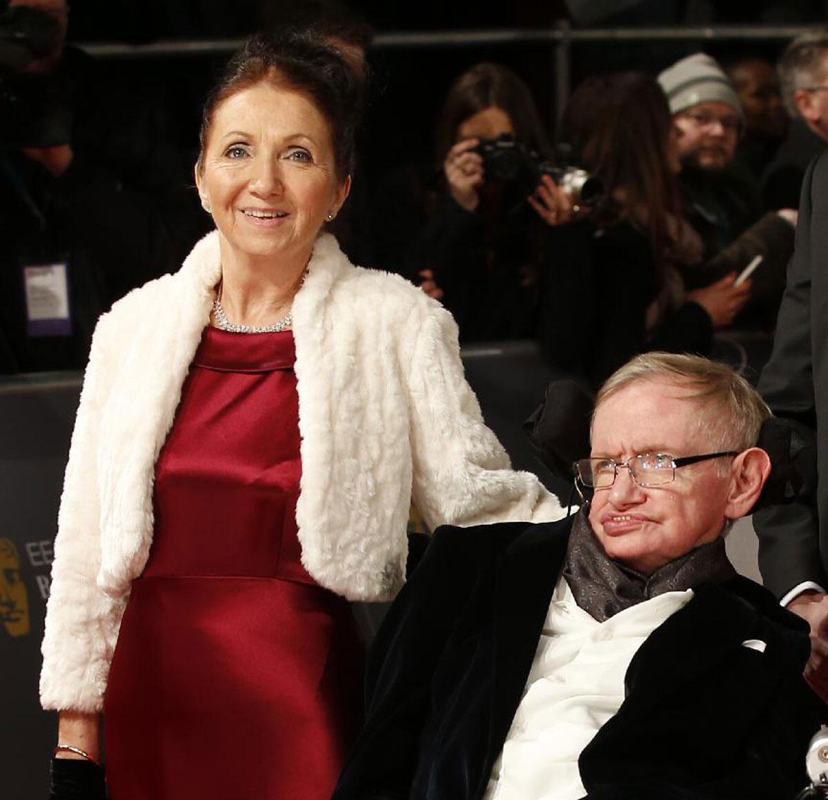 Jane Hawking: συνέντευξη στον Ελπιδοφόρο Ιντζέμπελη