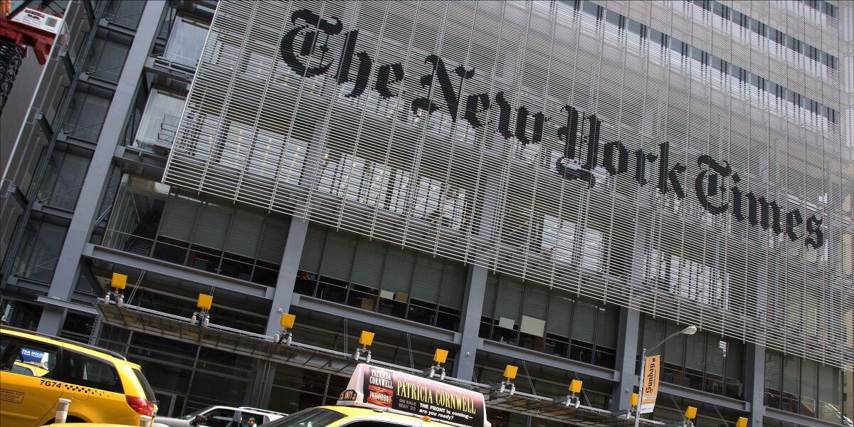 Συντηρητικός εκδοτικός οίκος τα βάζει με τους «New York Times»
