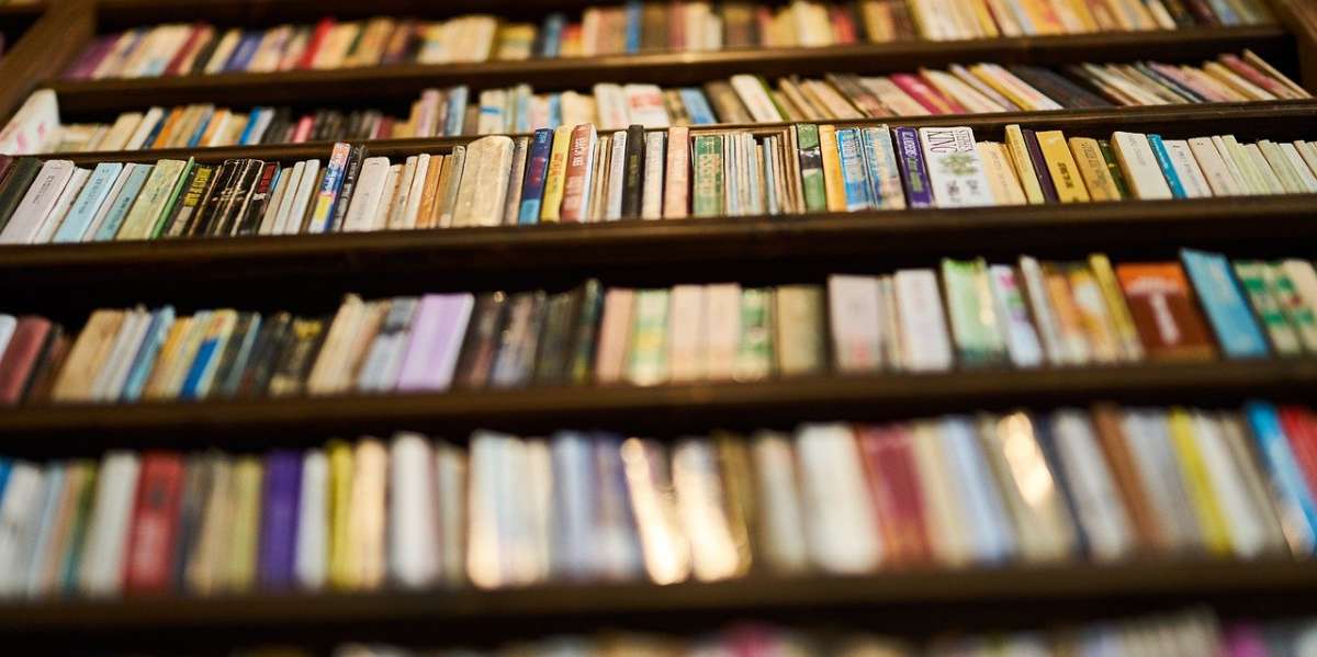 Σχεδόν 600 βιβλία κυκλοφόρησαν την ίδια μέρα στη Μεγάλη Βρετανία